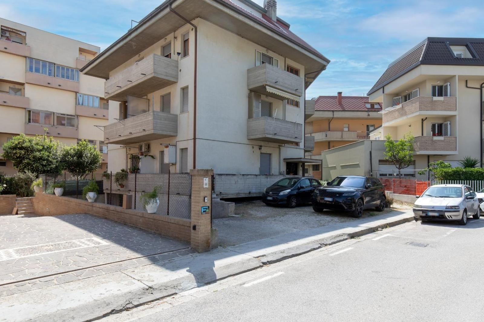 Three arches lido apartment Lido di Fermo Exterior foto